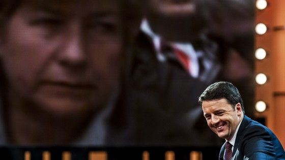 Jobs Act, Renzi: "Dialogo, non veti. Escludo agguati dal Pd". Bersani: "Fiducia forzatura, ma noi leali"