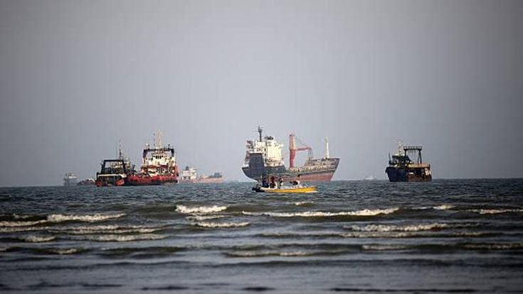 Hormuz, riapertura più lontana: slitta l’accordo tra Iran e Oman
