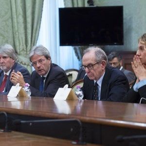 Pensioni, piano in sette punti del governo: costa 300 milioni