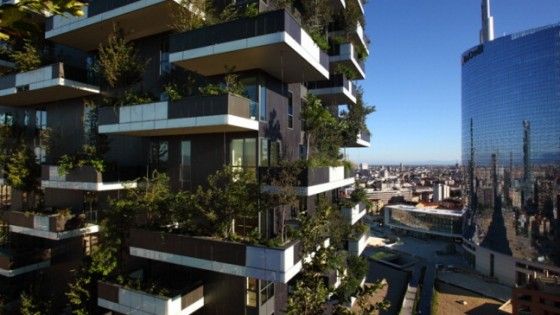 Il Bosco Verticale ridisegna la citt&agrave;. "Perch&eacute; la biodiversit&agrave; ci salver&agrave;"