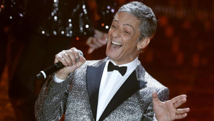 Sanremo, arrivato anche Fiorello: "Atmosfera meravigliosa, sembra Marte"