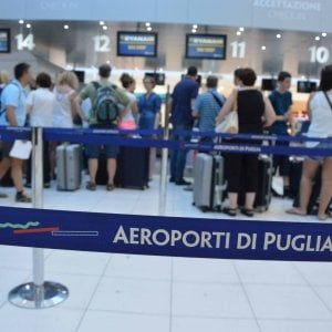 Bari, l'aeroporto Karol Wojtyla chiude per lavori: stop ai voli dal 28 febbraio all'8 marzo 2018