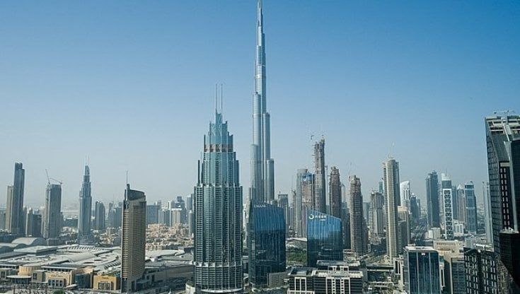 Dubai senza carta, l'iniziativa degli Emirati per la digitalizzazione che salva gli alberi