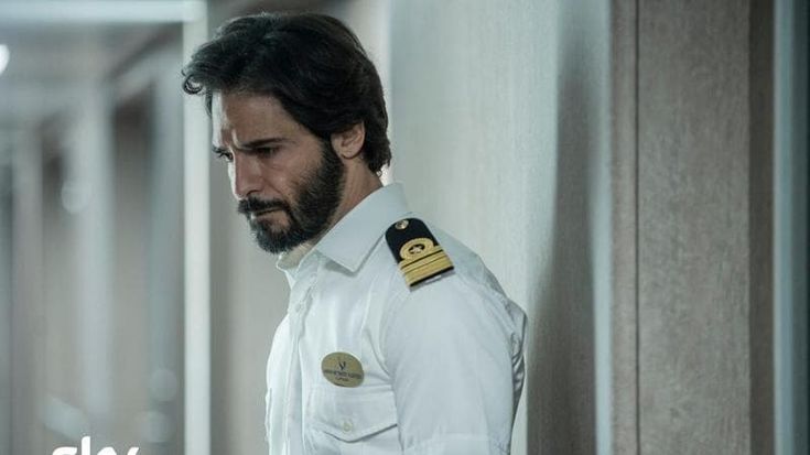 ‘Unwanted – Ostaggi del mare’, il capitano Marco Bocci tra turisti in crociera e il dramma dei migranti