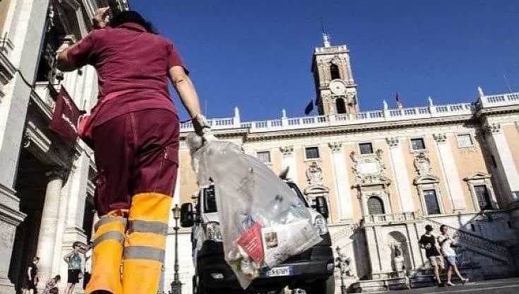Dossier Anticorruzione: tangenti, furti di benzina e finte cremazioni, scoperti i corrotti dell'Ama