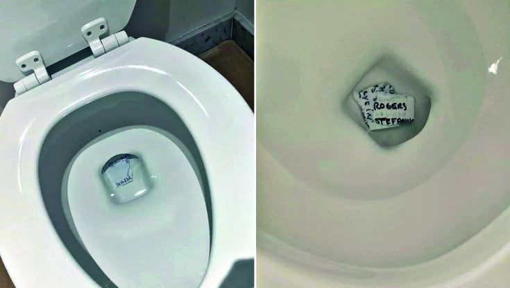 Trump e i suoi segreti ecco le carte buttate  nel wc della Casa Bianca