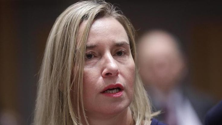 Ue, sospetta frode sulla formazione dei diplomatici: tre fermati, anche l'ex ministra Mogherini