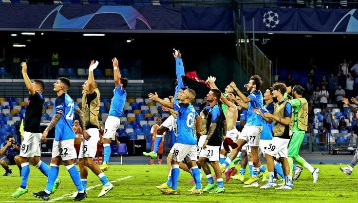 Napoli, in Scozia una grande chance. Ma il rinvio penalizza gli azzurri