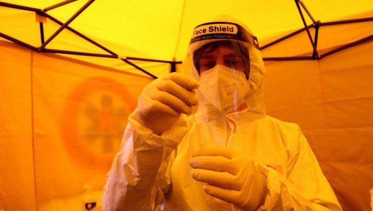 Coronavirus, l'allarme del sindaco di Salerno: "Aumentano i conrtagi. Attenzione"
