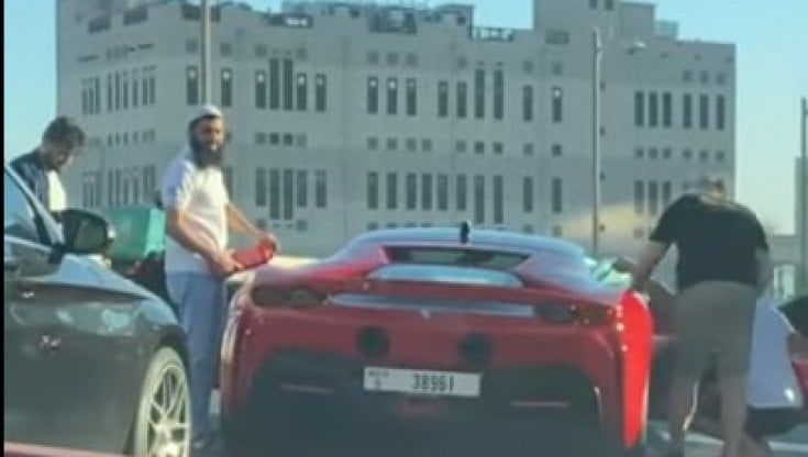 Ferrari, quando il test drive diventa un crash test
