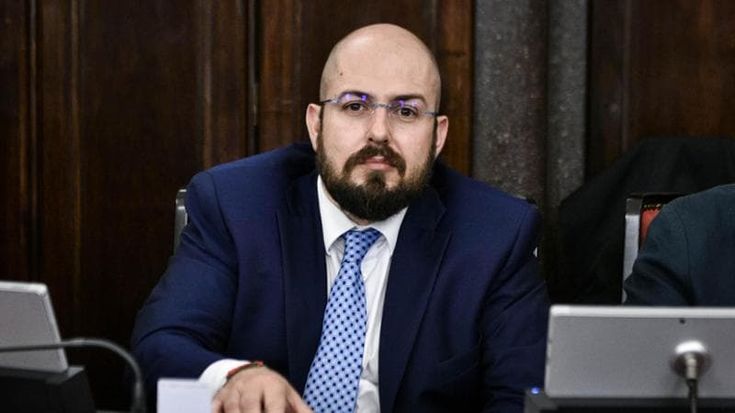 Il consigliere comunale De Chirico chiede scusa alle colleghe del Pd dopo gli insulti: “Sono irascibile, ma non sono un maschilista”