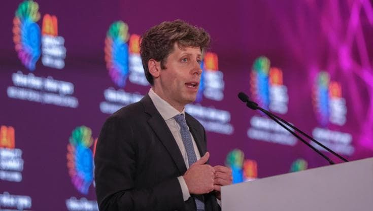 Sam Altman lancia l'allarme: servono regole urgenti sull'intelligenza artificiale