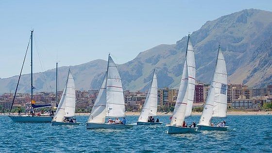Una vela senza esclusi, successo per la regata di Palermo