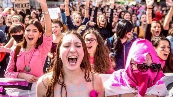 Festa della donna, cortei per i diritti in tutta la Toscana