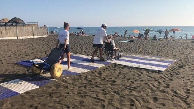 Stop ai centri estivi per disabili a Ostia: “Non ci sono soldi. La Regione ha bloccato i fondi”