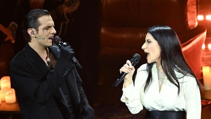 Cosa è successo nella seconda serata di Sanremo 2026
