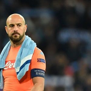 Napoli, Sarri si gode il ritorno alla porta inviolata. Reina: "Deve diventare la regola"