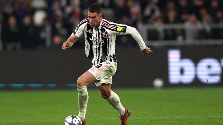 Il gioco dei 9 della Juve: ecco perché Spalletti ha bocciato David e aspetta Vlahovic