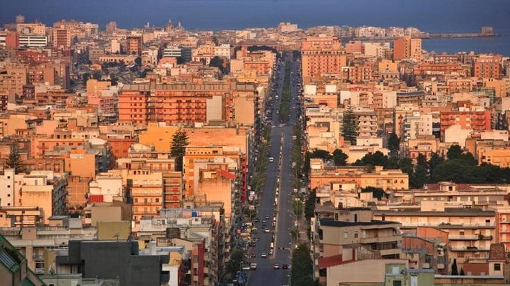 Sold-out Amuchina e acqua minerale, è psicosi salmonella a Trapani