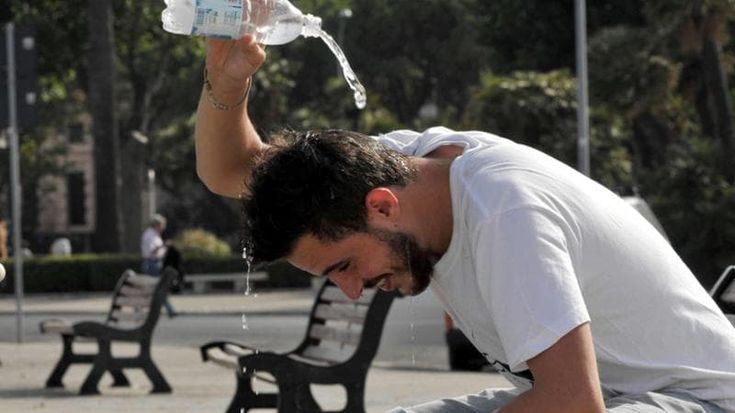 Caldo, l'estate dei record. Dal mare allo zero termico: tutti i valori massimi battuti