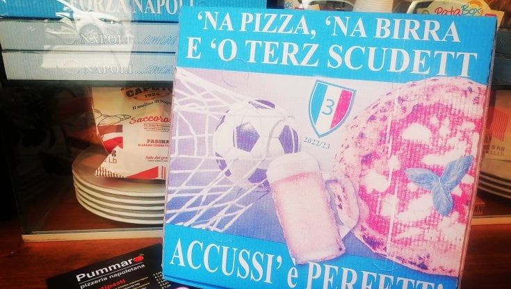 Scudetto: spuntano i cartoni della pizza dedicati alla vittoria