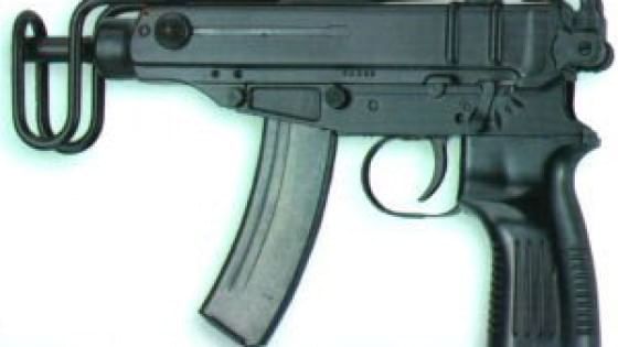 Allarme terrorismo in Gb: arrivato carico di mitragliette Skorpion