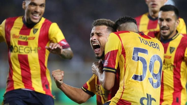 Il Lecce lassù, un’anomalia italiana
