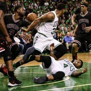 Basket, play-off Nba: Boston cade ancora in casa, Chicago vola sul 2-0