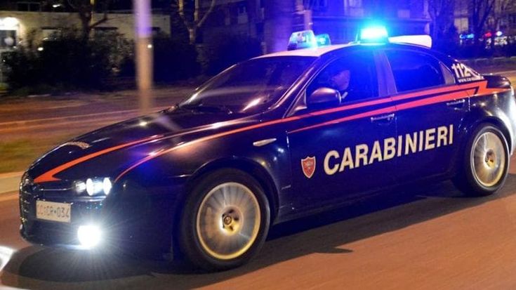 Milano, studentessa Erasmus tedesca di 21 anni abusata da 2 uomini: “Mi hanno aggredita in strada”