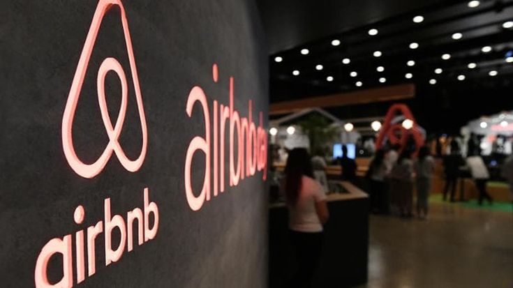 Francia, Cassazione stanga Airbnb. “È un editore responsabile, paghi per infrazioni degli host”