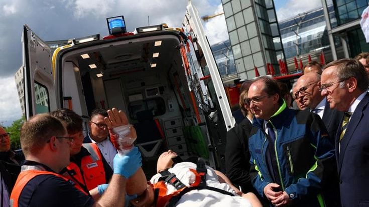 Prove di guerra a Berlino, dalle sirene al cibo da bunker: ecco il “patto per la protezione civile”