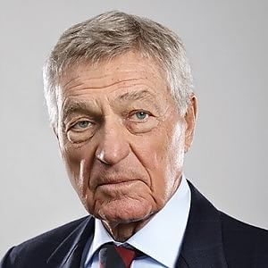 <span lang="it" id="result_box"><span title="Gustavo Denegri is one of few Italian businessmen to have built billion-dollar companies in more than one sector.">La "classifica dei Paperoni" di Forbes: Denegri, patron del Cambio, &egrave; il pi&ugrave; ricco di Torino<br /></span></span>