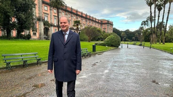 Ruotolo: “Caro Schmidt, Capodimonte non è un taxi per candidarsi a Firenze”