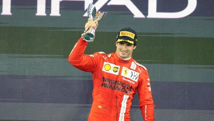Sainz e una Ferrari da terzo posto. Speranze e incognite per il 2022