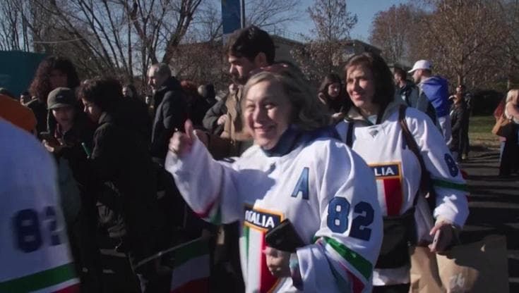 Roccella e Saletta, le ragazze del ghiaccio: "L'hockey sport per tutti, i Giochi portino pace"