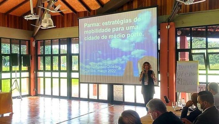 Mobilità, l'assessora Benassi a Curitiba: "Parma ha portato in Brasile le sue buone pratiche"