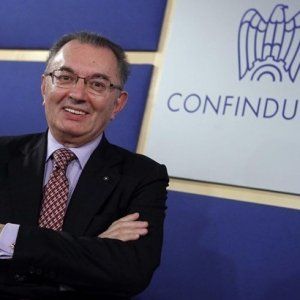 Confindustria: "Il mondo rischia una stagnazione secolare"