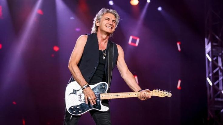 Ligabue torna a Bari, il tour ‘Dedicato a noi’ a novembre al Palaflorio