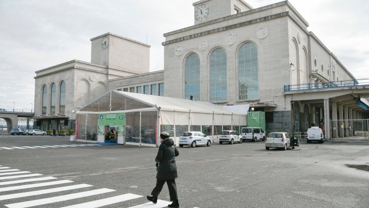 Napoli, nuovo open day con i vaccini Pfizer per gli over 60