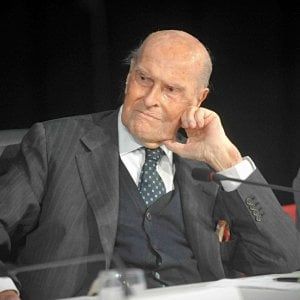Elezioni Milano, Veronesi: "Votate per Sala, può garantire un futuro di benessere"