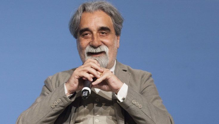 Sanremo 2022 Vessicchio: "Sono positivo, aspetto tampone negativo"