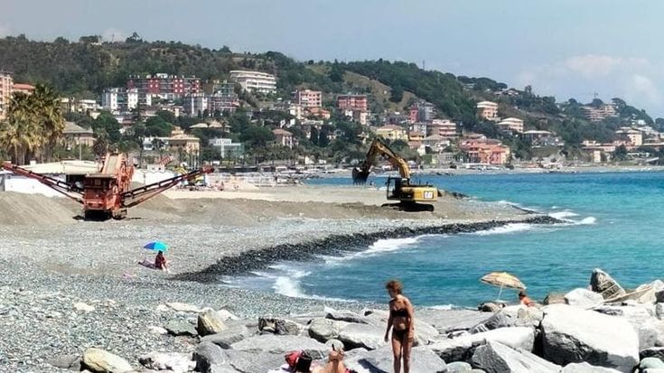 Il biologo Wurtz: “Tra ripascimenti e diga, il Mar Ligure bollente e desertificato è colpa nostra”