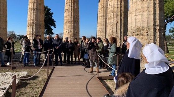 La “Basilica” di Paestum è l’unico tempio senza barriere: riqualificato il percorso per carrozzine