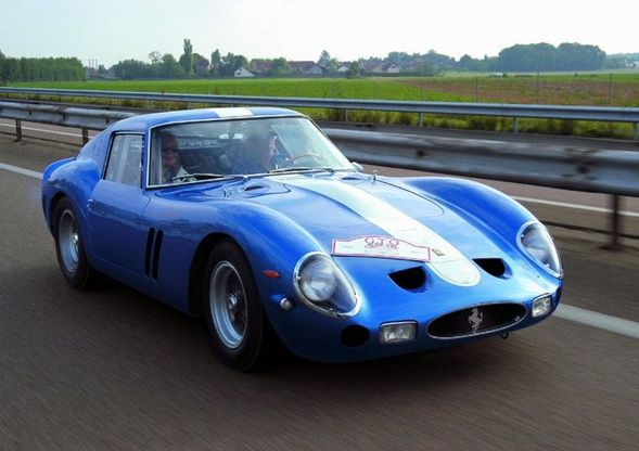 Livrea #35, ispirata alla Ferrari 250 GTO del 1964
