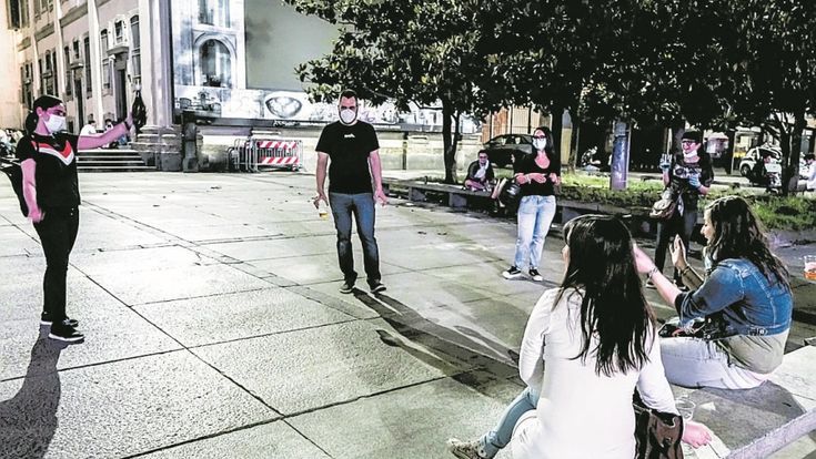 La paura frena la movida, e la notte di Milano all’improvviso torna vuota