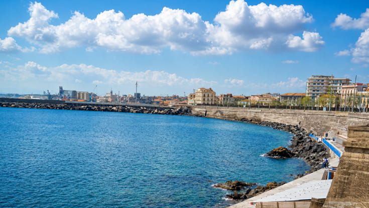 Catania, il Tar accoglie il ricorso: stop all’estensione del porto verso la Scogliera d’Armisi