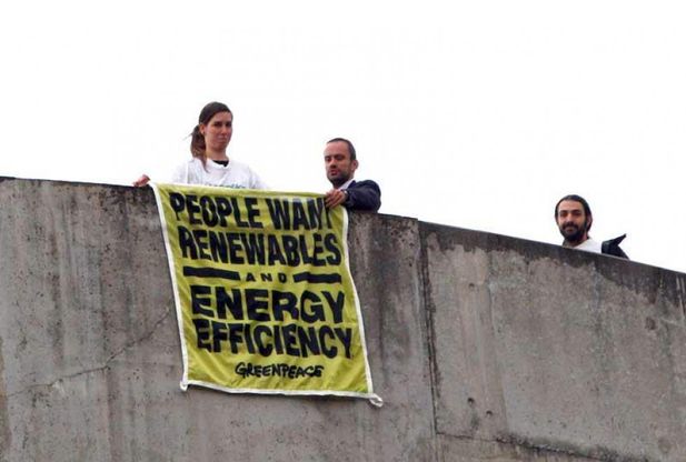 "Le persone vogliono le rinnovabili", il messaggio di Greenpeace ai ministri Ue
