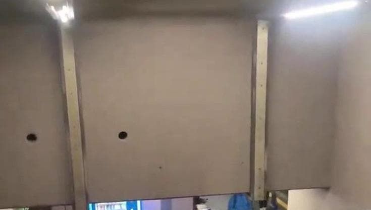Sorprese olimpiche: sali sul metrò a Milano e incontri la nazionale canadese di hockey