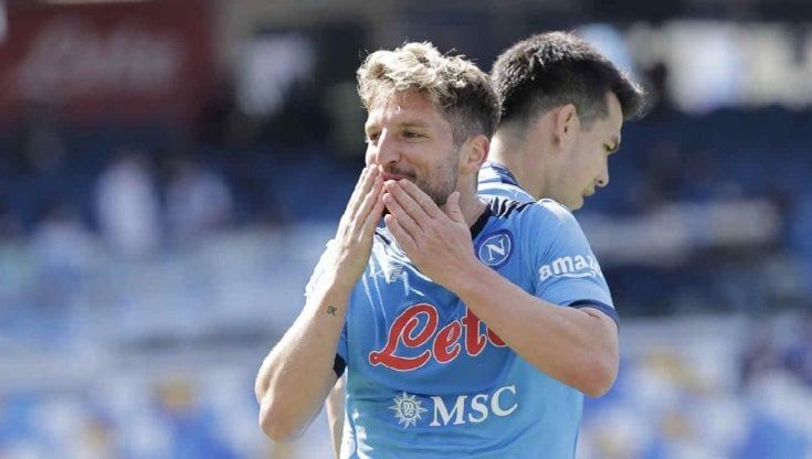 Mertens, ultime ore da azzurro. Ma Napoli spera ancora nel lieto fine