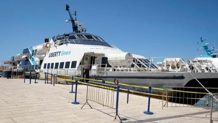 Liberty Lines, disposte sette misure cautelari per i vertici della compagnia